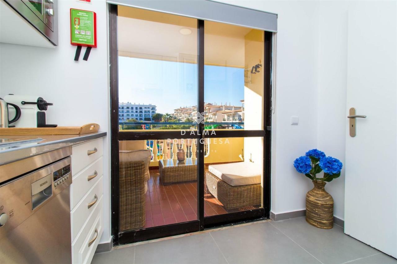 Olhos D'Agua Apartment - D'Alma Olhos Do Mar البوفيرا المظهر الخارجي الصورة